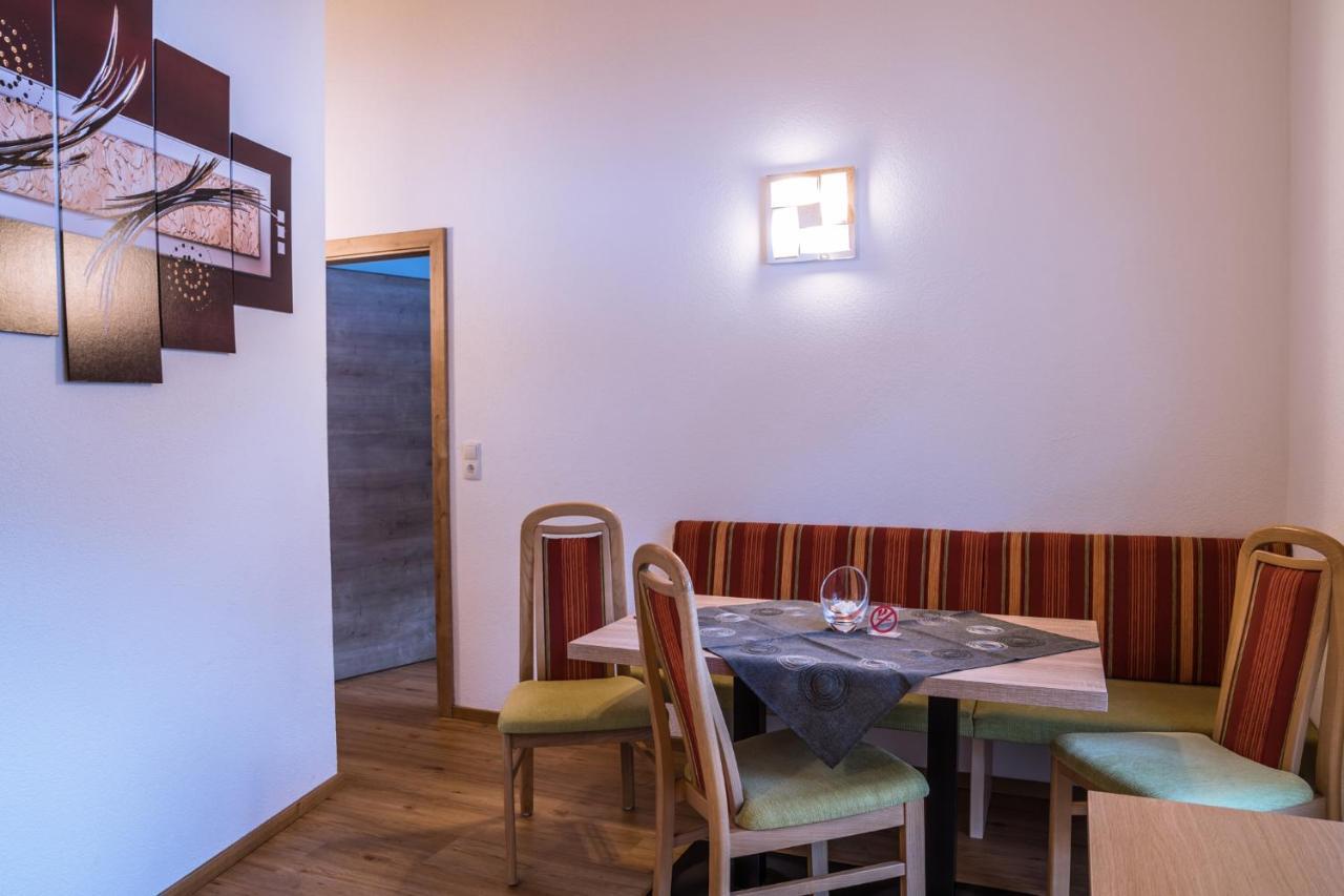 Gaestehaus Runhof Langenfeld Room photo